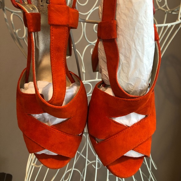 PELLE MODA BILLOW PLATFORM SUEDE SANDAL - Picture 3 of 8